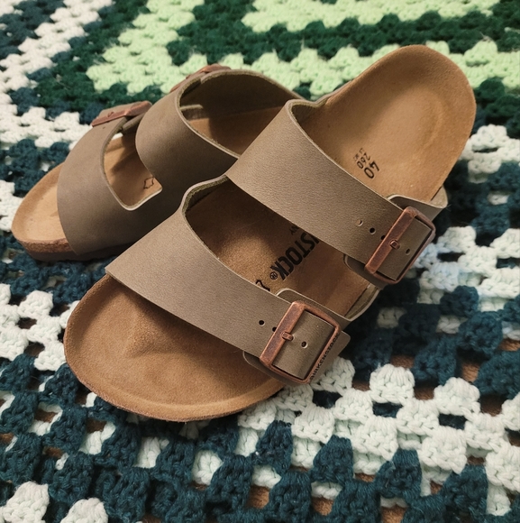 Womans Birkenstock - Picture 1 of 5